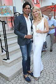 Natascha Grün mit Freund Param Multani beim "Ein Abend mit Franciacorta" Event in der Villa Wagner am 23.07.2019 in München. (©Foto:Gisela Schober/Getty Images für Franciacorta)